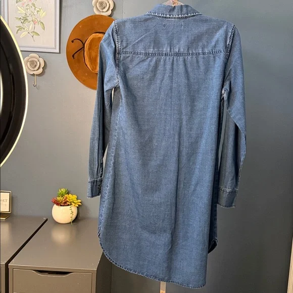 Abercrombie & Fitch Denim Dress Button Down Preloved Size:Small - Picture 4 of 4